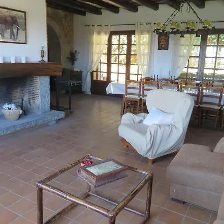 Rustic House In Gualta. *
