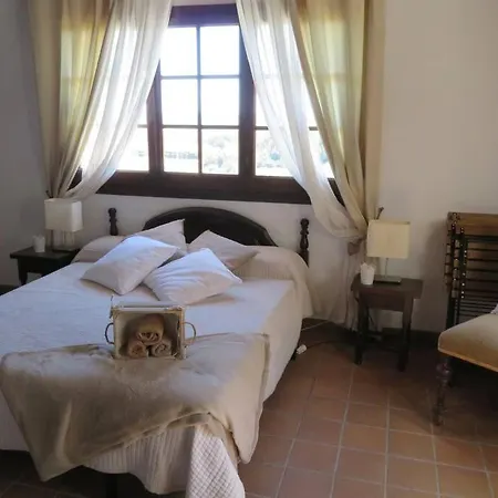 Rustic House In Gualta. 펜션 Gualta