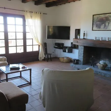 Rustic House In Gualta. 펜션 Gualta