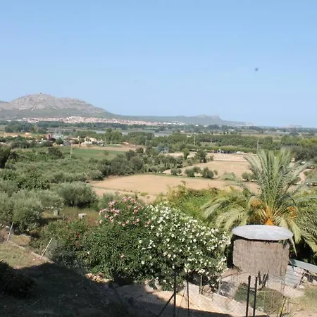 Rustic House In Gualta. *