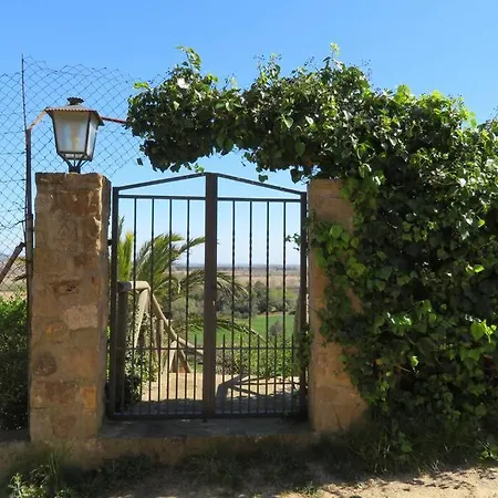 펜션 Rustic House In Gualta. Gualta